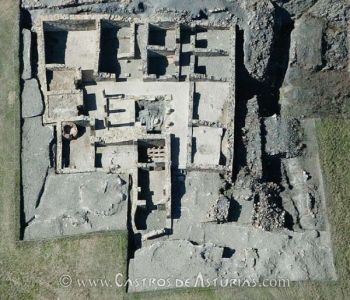 Vista cenital del área excavada de la domus del Chao Samartín (siglo I d.C.). Foto: Ángel Villa Valdés